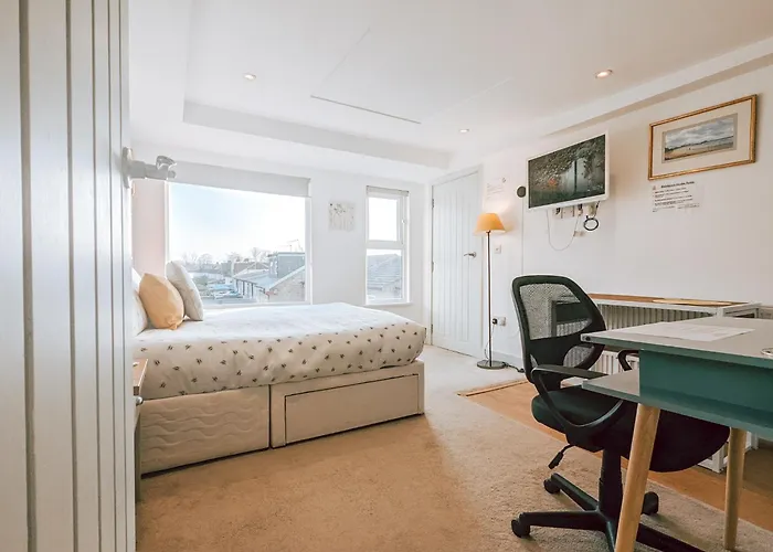 The Isabella Studio By Richmond Park