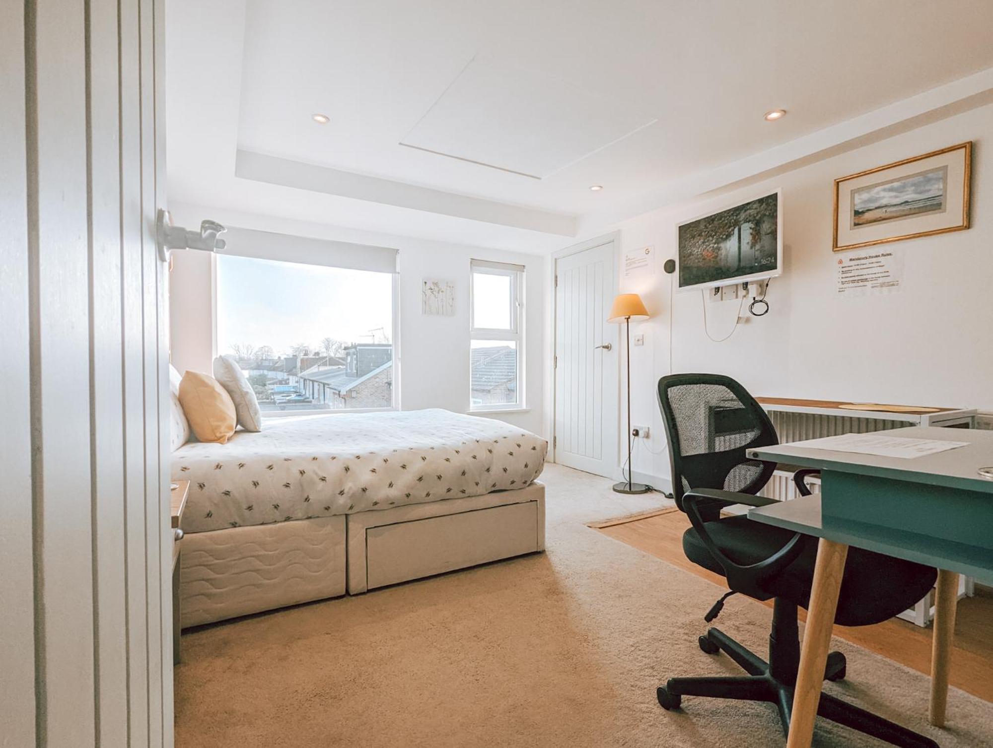 The Isabella By Richmond Park Apartment *